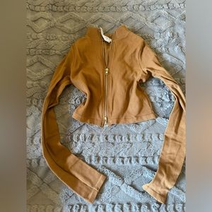 🌟 Fashionnova brown long sleeve top casual sexy